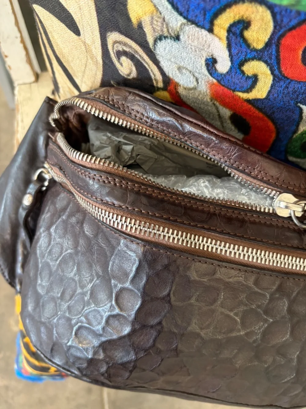 Campomaggi Tasso Marsupio Embossed Leather Crossbody Bag in Moro